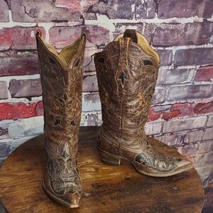 Corral Distressed Brown Embroidered Heeled Boots